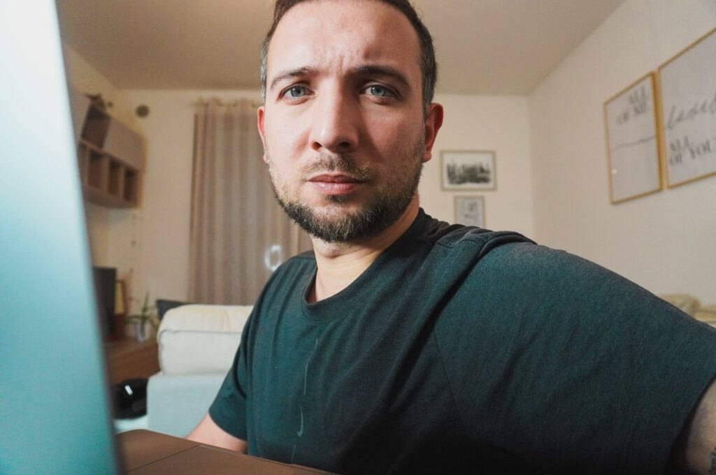 Daniele al Mac, seconda foto della postazione di lavoro