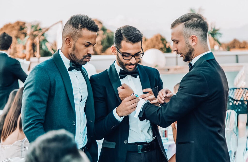 Daniele in abito scuro a un evento di Network Marketing